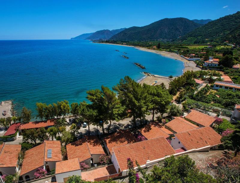 Testa Di Monaco Natural Beach Capo d'Orlando Exterior photo