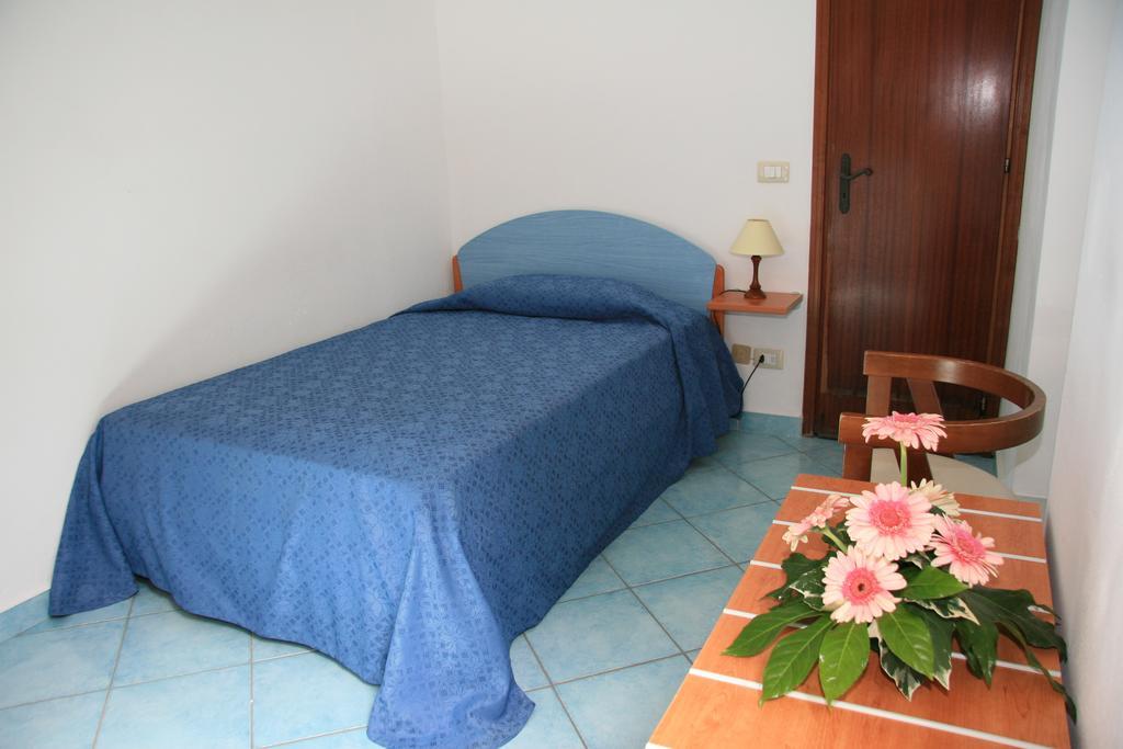 Testa Di Monaco Natural Beach Capo d'Orlando Room photo
