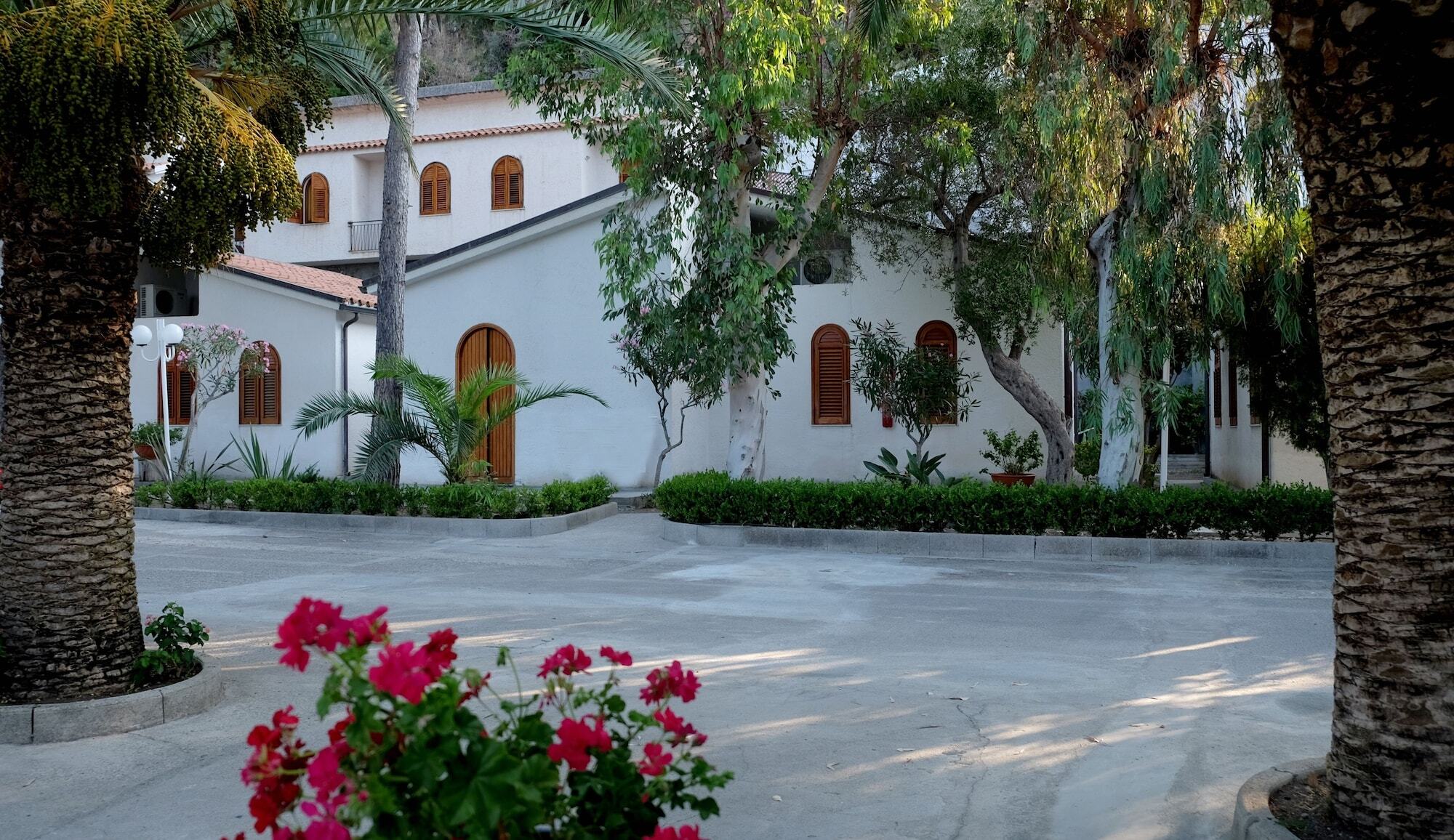 Testa Di Monaco Natural Beach Capo d'Orlando Exterior photo